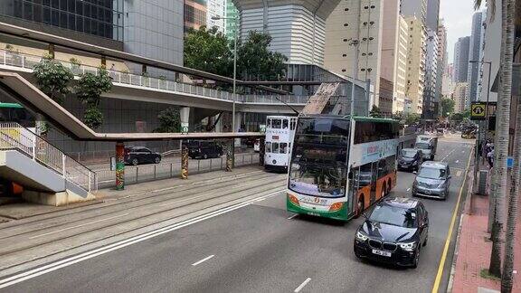 香港岛一条繁忙的街道