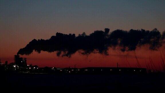 工业污染剪影日落