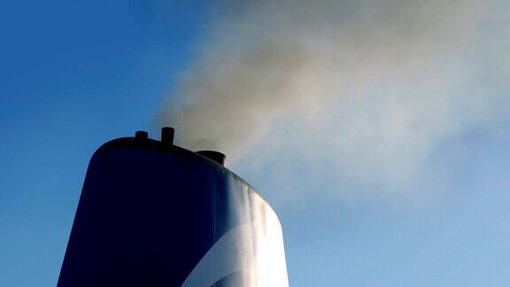 船舶烟囱有排烟