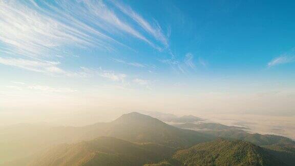 日出看山景