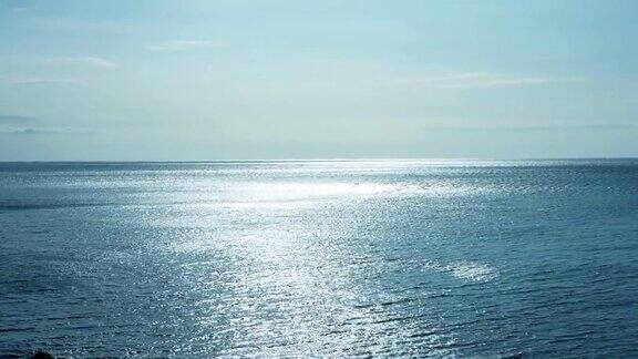 恬静的大海