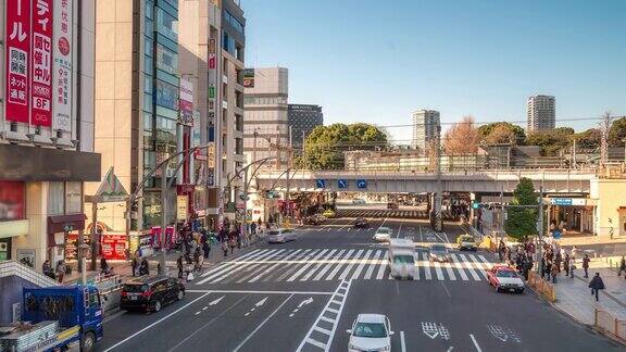 延时:行人拥挤在东京上野站