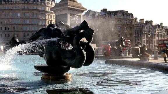 伦敦特拉法加广场的喷泉