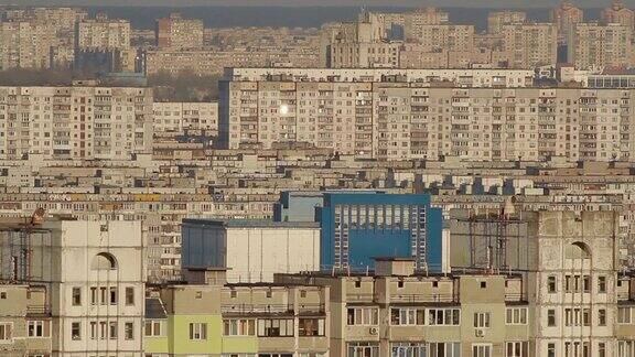 基辅的新老多层房屋乌克兰