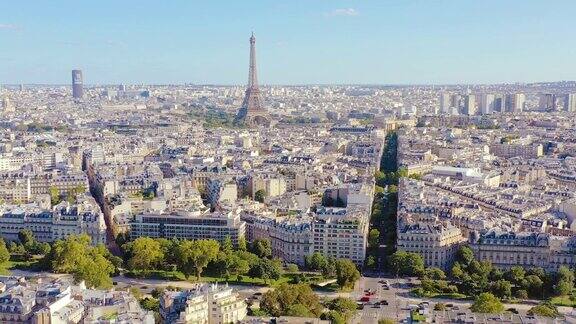 法国埃菲尔铁塔和城区航拍视频