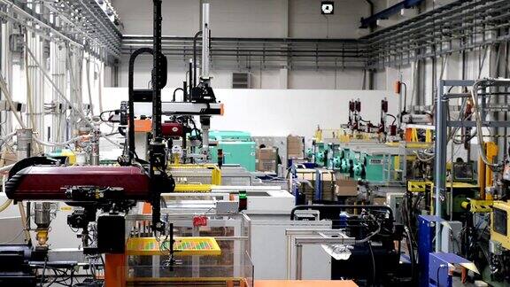 机器人在工厂