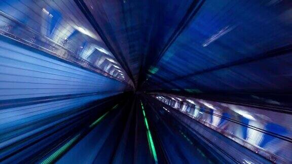 4K时间推移:观光从自动列车在晚上东京日本-股票视频