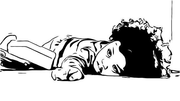 手绘涂鸦卡通风格非洲裔美国小男孩躺在地板上累了