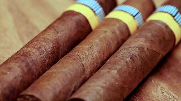 古巴雪茄手工制作