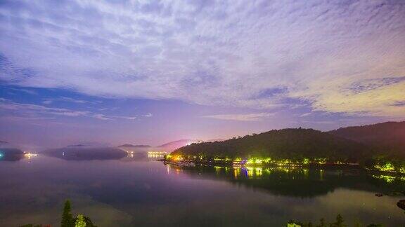 日月潭的美丽夜景