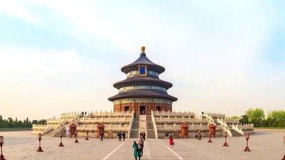 中国北京天坛祈年殿游客的时间流逝