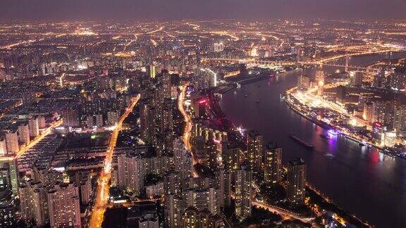 时间流逝上海市区从白天到夜晚的过渡