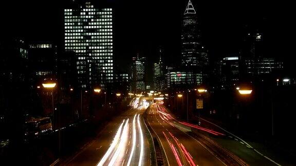 夜间城市交通延时摄影