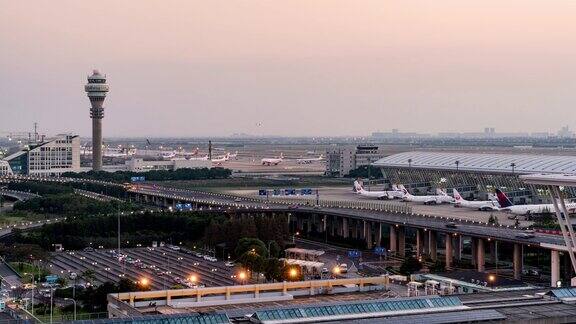 中国上海浦东国际机场延时摄影