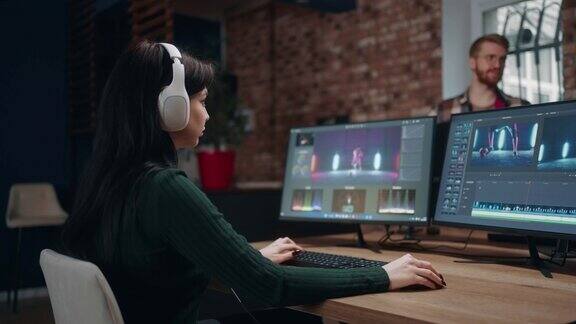 音乐视频蒙太奇在创意工作室女性声音设计师与专业软件工作