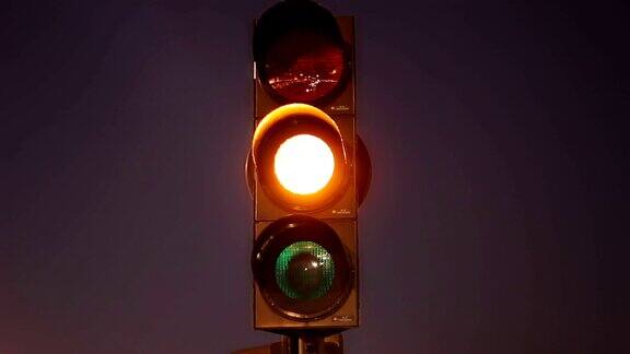 交通信号灯绿灯黄红灯
