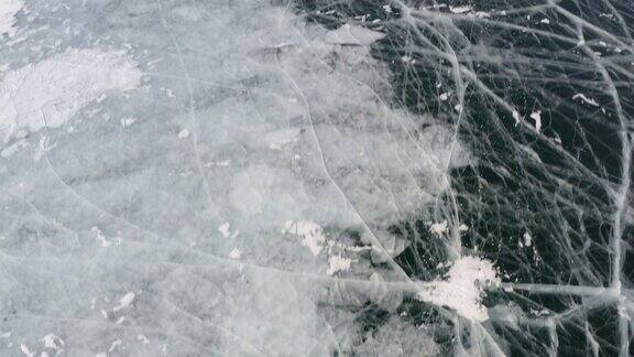 无人机在贝加尔湖上上升