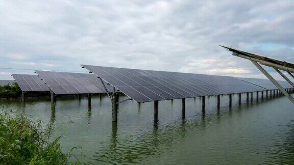 湖里的太阳能农场