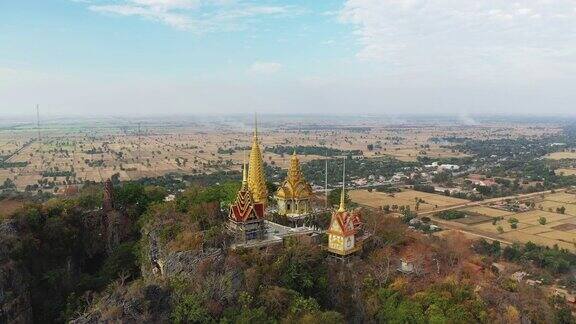 位于柬埔寨马德望地区高处的金边三波夫神庙