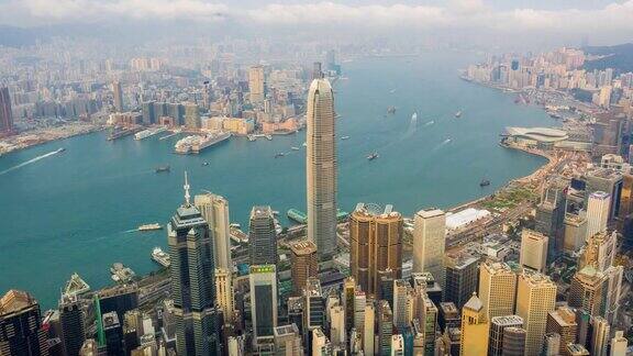 中国香港维多利亚港市区交通的超远景鸟瞰图