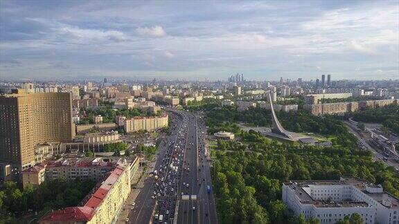 俄罗斯晴天莫斯科城市风景交通前景mira空中全景4k