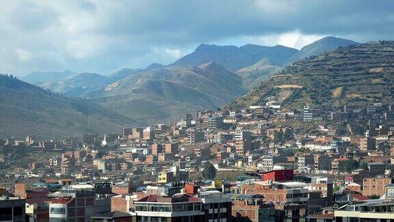南美洲城市背景是大山