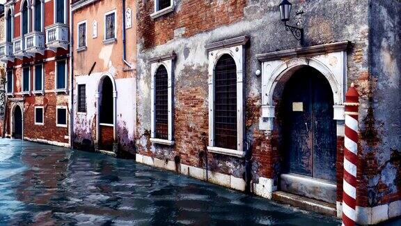 意大利威尼斯水渠沿岸的古老威尼斯建筑