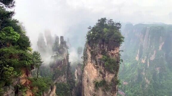 中国张家界的高角度山景