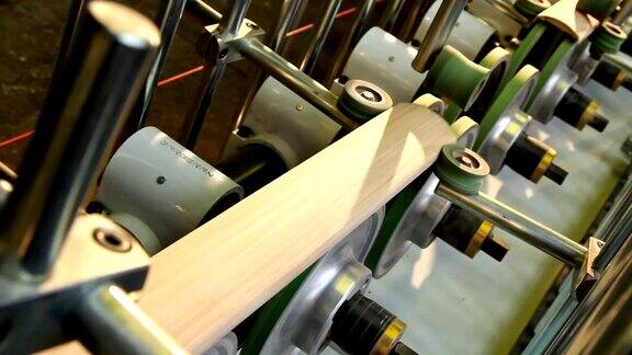 用于木工和家具厂的木材加工生产线