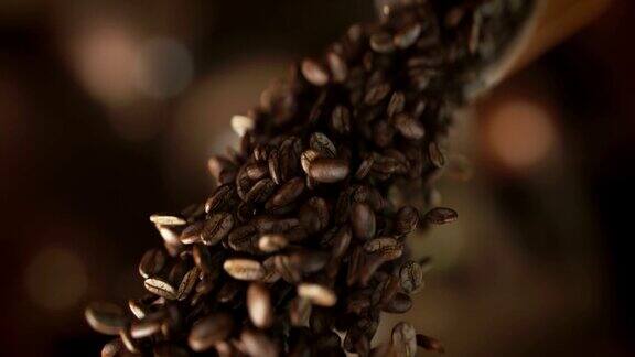 超级慢镜头下掉落的咖啡豆