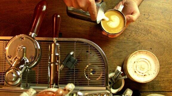 咖啡机和咖啡师