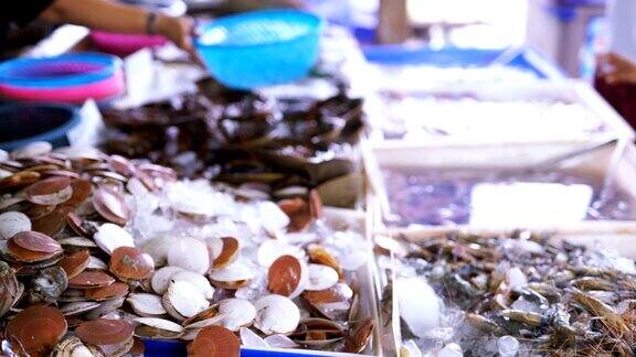 在泰国销售鱼和海鲜