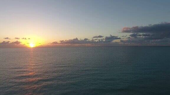 大西洋上美丽的日落