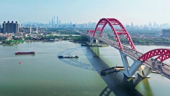 鸟瞰广州城市桥梁建筑和