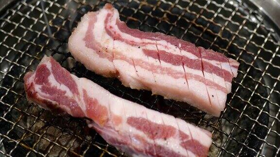 韩国食物:烤猪肉
