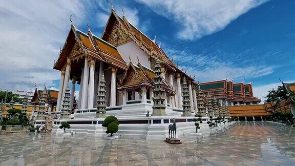 WatSuthatThepwararamRatchaworahawihan是泰国首都曼谷的皇家寺庙