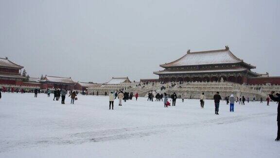 北京故宫冬天下大雪的视频