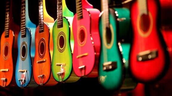 色彩斑斓的吉他