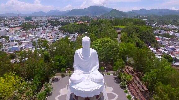 越南芽庄市龙松塔