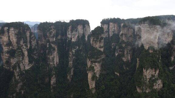 中国张家界的阿凡达山