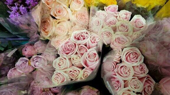 新鲜的玫瑰花香春天的花束