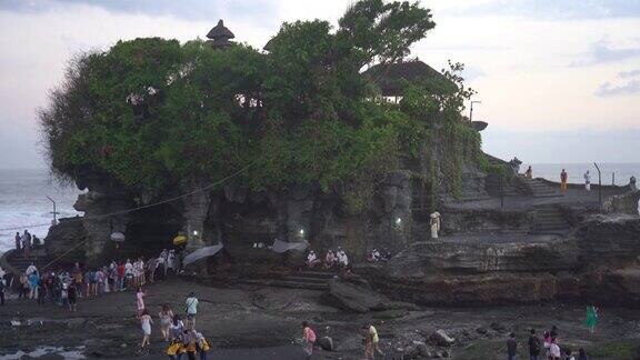 印尼巴厘岛海上的塔纳洛特神庙