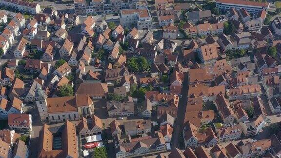 德国比提海姆-比辛根的老城区鸟瞰图