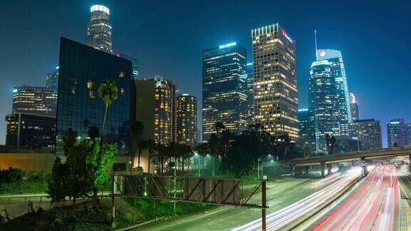 洛杉矶市中心高速公路夜间交通延时宽
