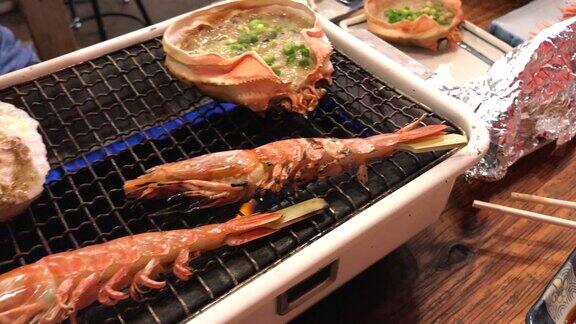 著名的海鲜烧烤餐厅东京日本