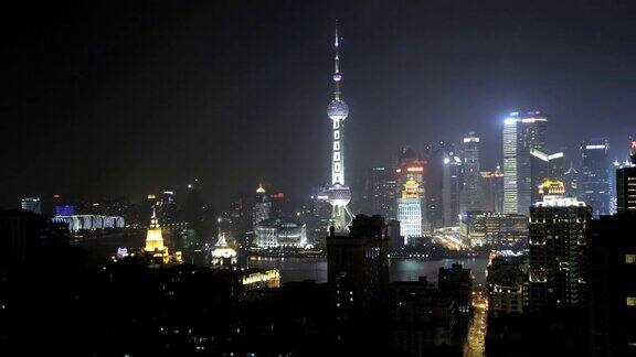 上海的时间在夜晚流逝