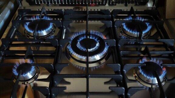 燃气灶一次开一次关厨房的燃气灶节能理念