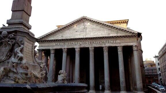 罗马万神殿的喷泉