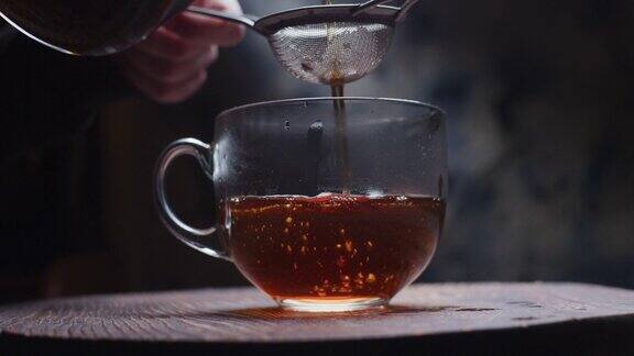 马沙拉准备茶