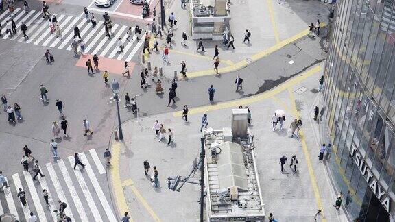 4K高角度视角日本东京涩谷十字路口